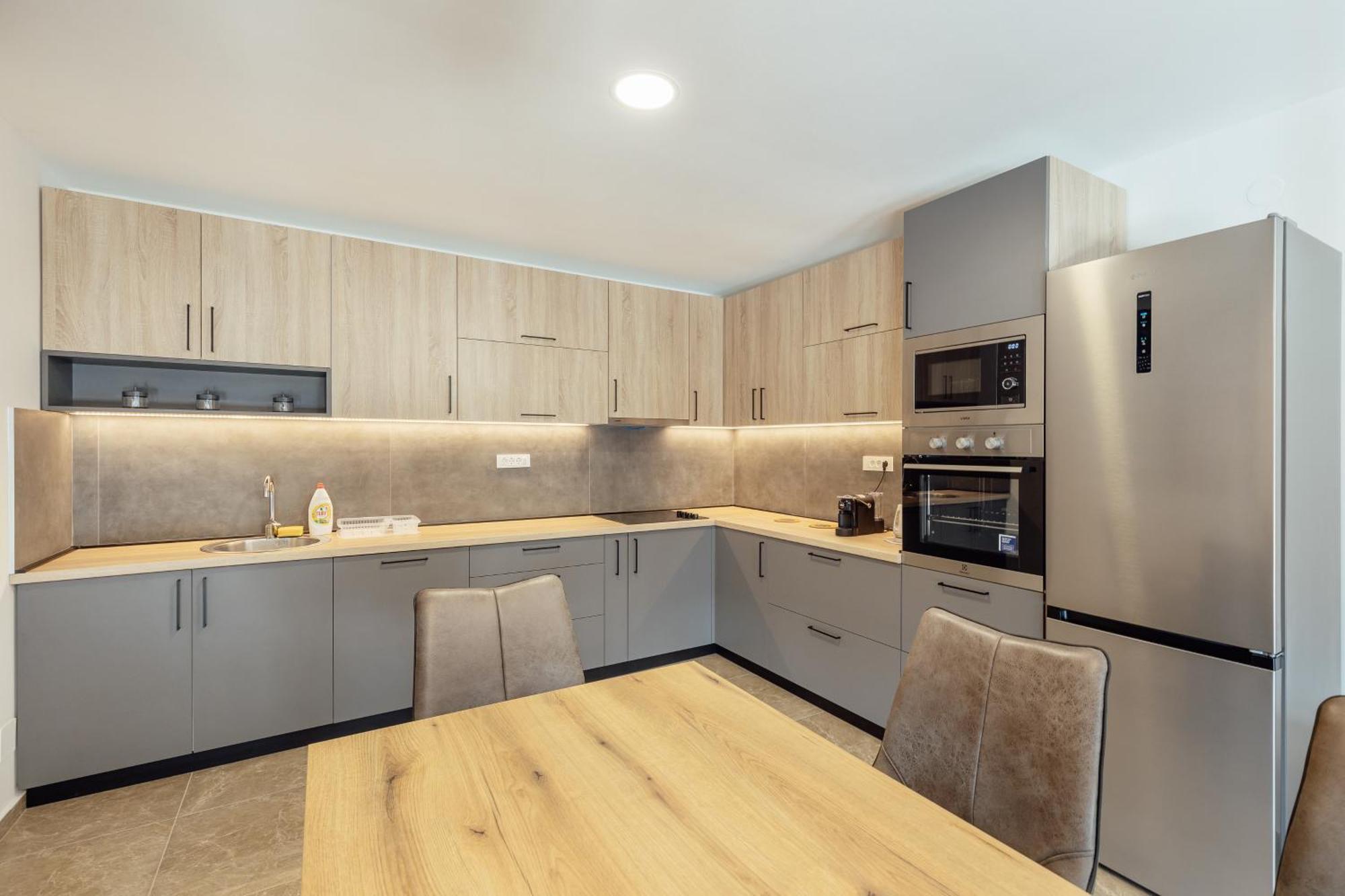 איגאלו Magnolija Apartmani מראה חיצוני תמונה